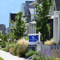 Record number of home sales contracts canceled nationwide