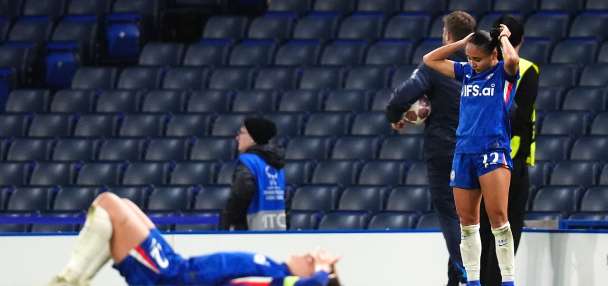 Chelsea coach laments lack of VAR on hair-pulling incident in Women's Champions League