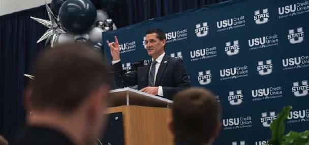 Utah State basketball bets on continuity with Ben Jacobson