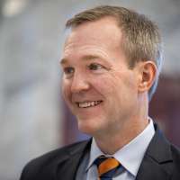 Who has the edge in the Democratic race for Utah's new blue district?