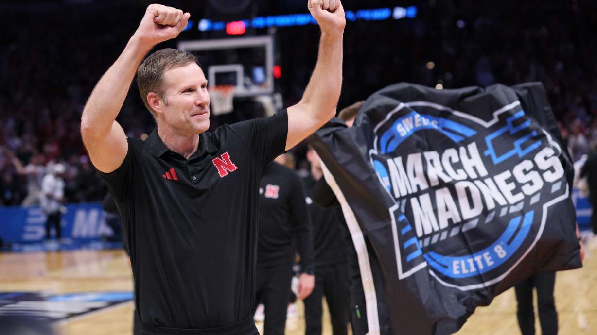 Nebraska head coach Fred Hoiberg acknowledges the fans as he leaves the court after a game against Vanderbilt in the second round of the NCAA college basketball tournament, Saturday, March 21, 2026, in Oklahoma City.