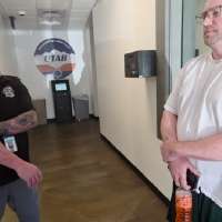 Civilian group 'Predator Poachers' confronts repeat sex offender at Utah halfway house