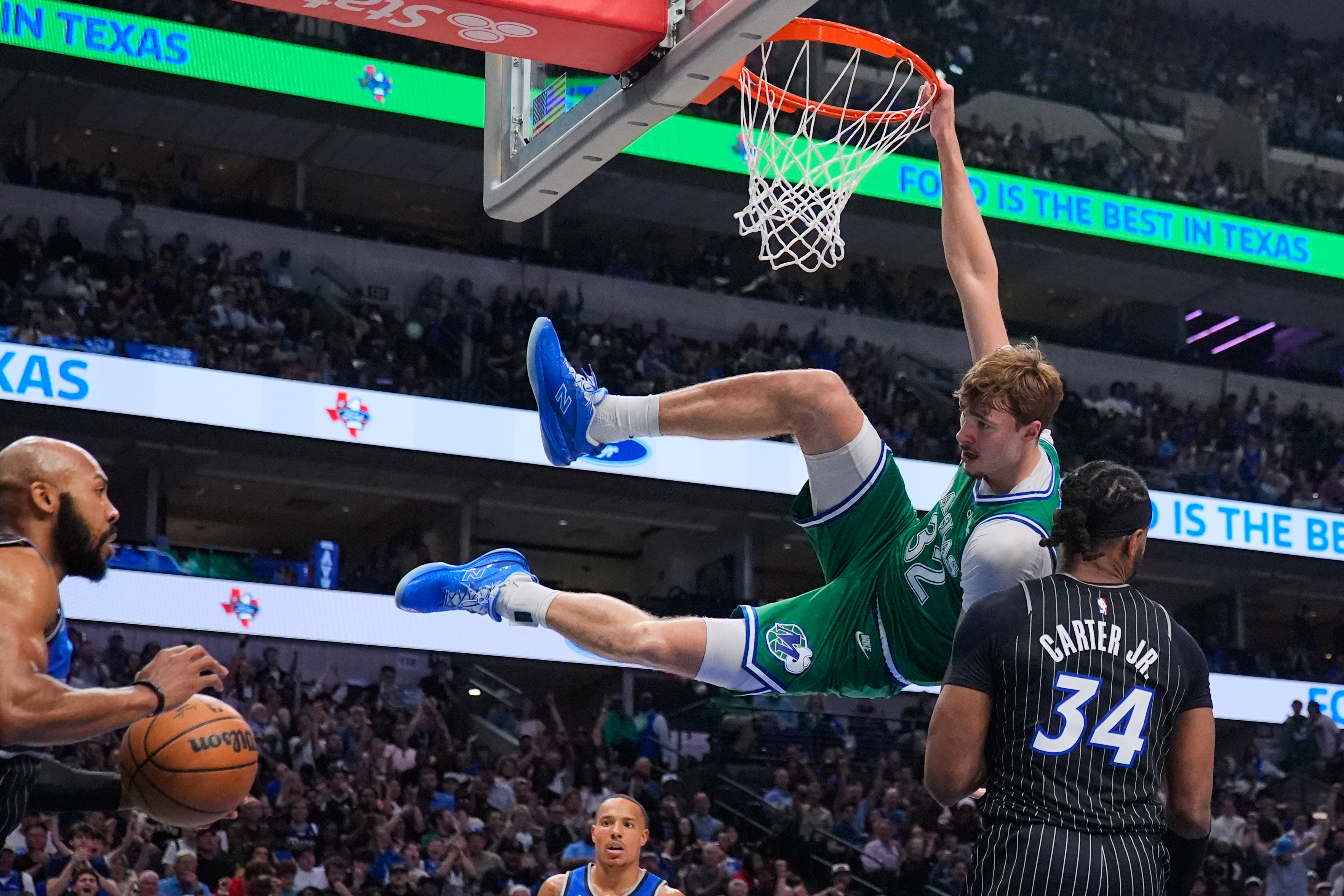 Magic overcome Cooper Flagg's 51-point night as Mavericks lose 14th straight home game