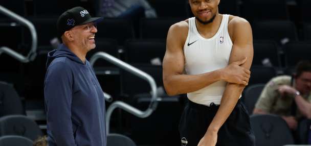 NBA says investigation into dispute between Bucks and Antetokounmpo is ongoing