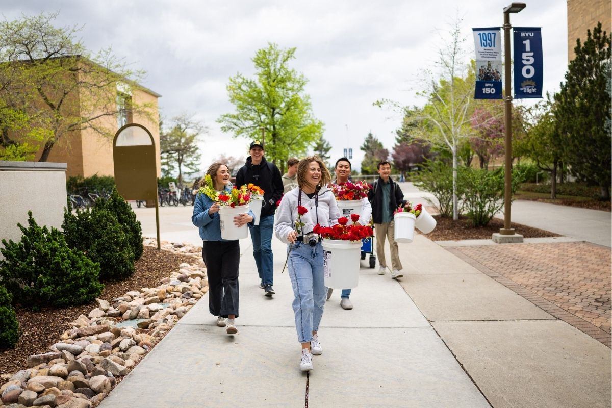 How these BYU students are spreading joy — one flower at a time