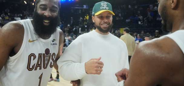 After missing more than 2 months with right knee injury, Stephen Curry returns for Warriors