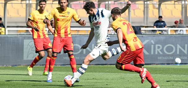 Late goal lifts Napoli into second in Serie A and McKennie helps Juve overcome Genoa