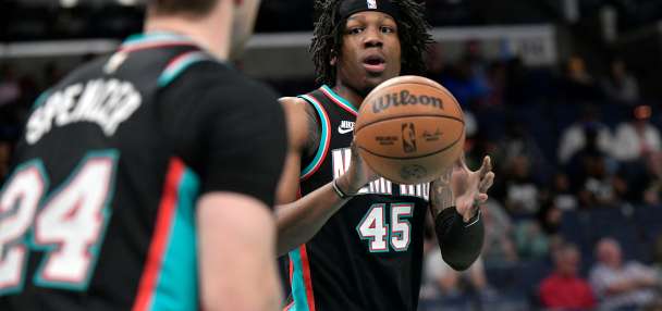 Grizzlies match NBA record by making 29 3-pointers in loss to Cavaliers