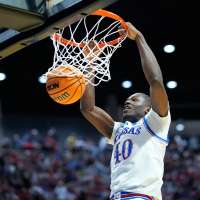 Kansas' Bidunga, Wake Forest's Harris, Saint Mary's Murauskas among players entering men's portal