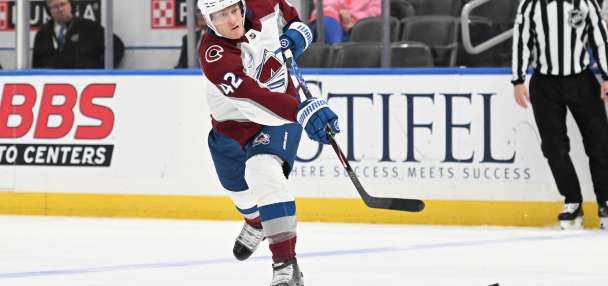 Avalanche clinch top spot in Western Conference and shift focus to bigger goals