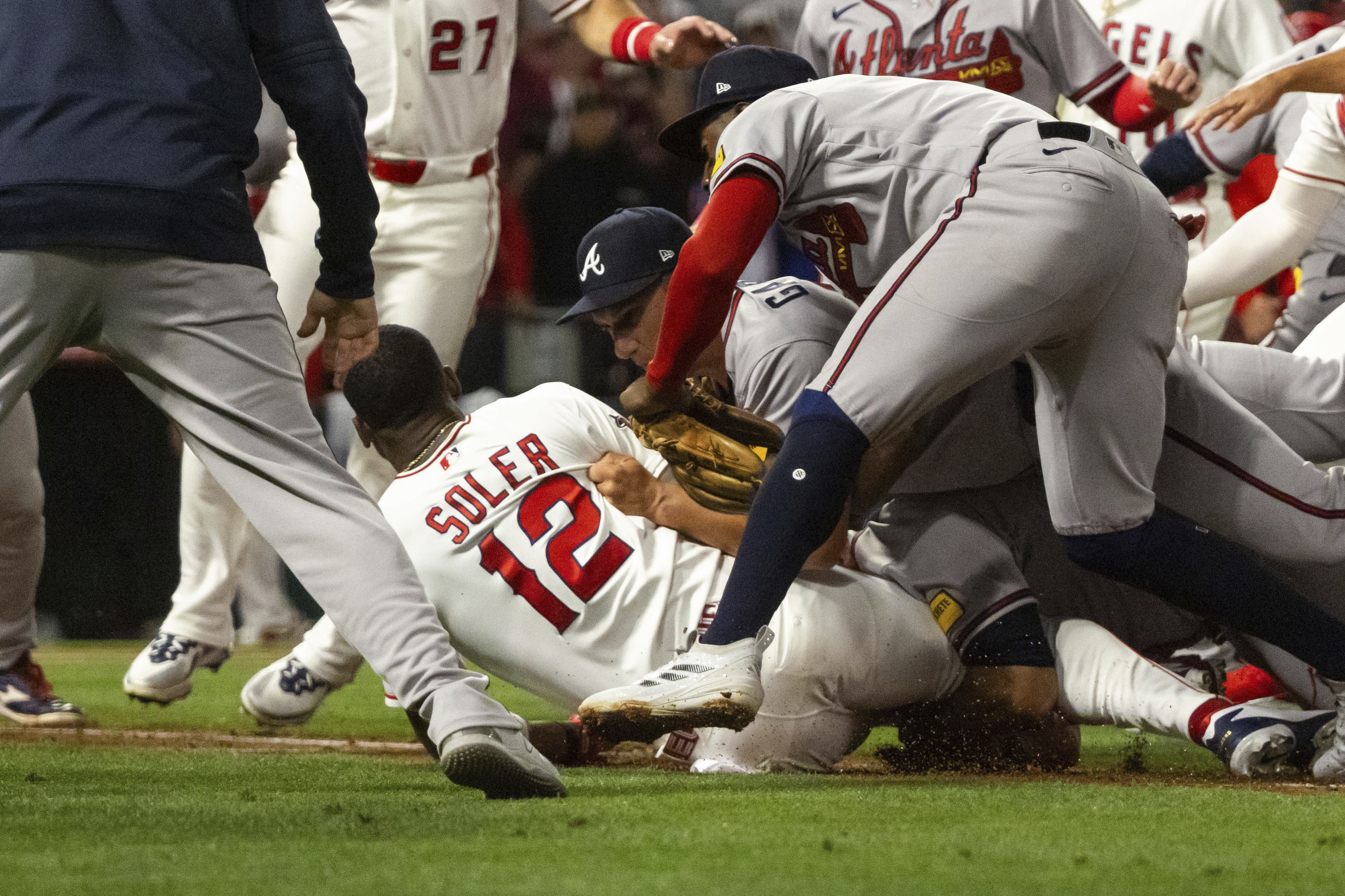 Have You Seen This? Baseball game erupts into bench-clearing brawl
