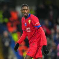 Kvaratskhelia scores again as PSG beats Liverpool 2-0 in Champions League quarterfinal 1st leg