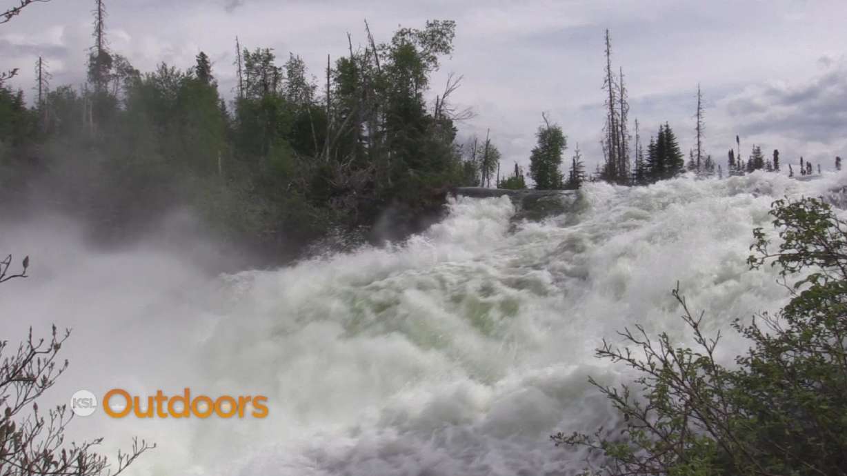 Field Guide: Nistowiak Falls in Saskatchewan, Canada