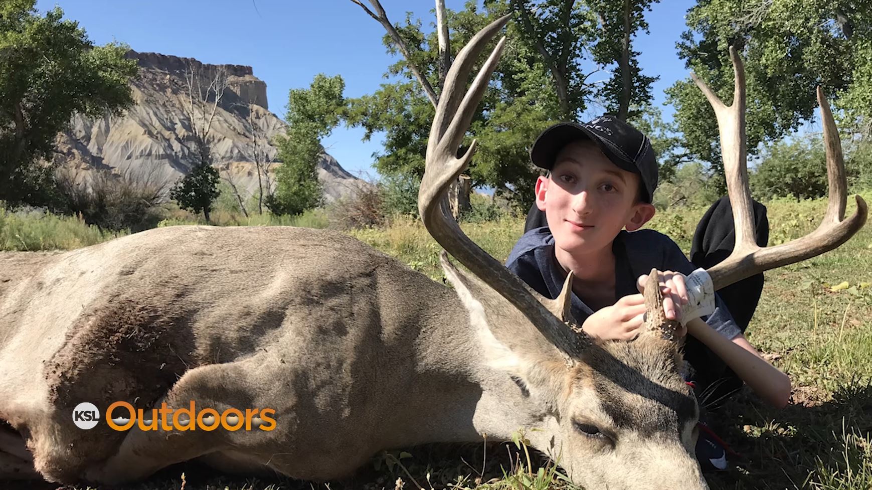Thayne Arrowchiss Gets His Buck