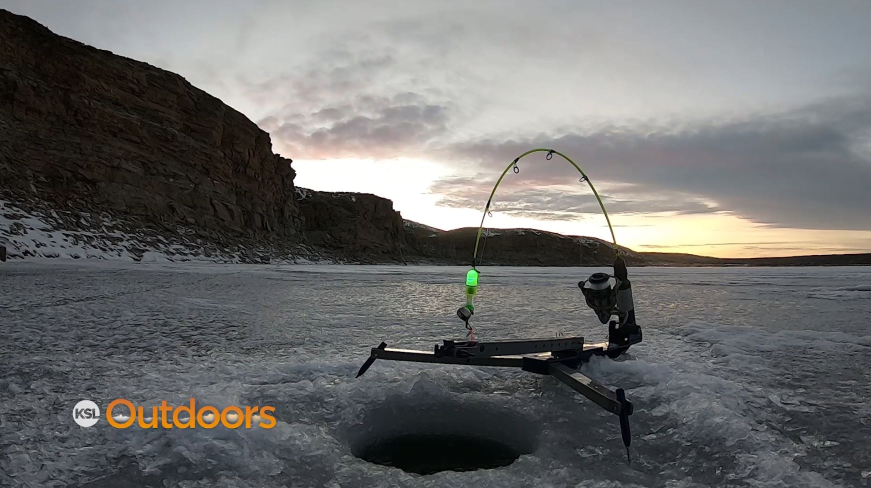 Catching Lakers and Tagging Burbot for 2022 Burbot Bash at Flaming Gorge