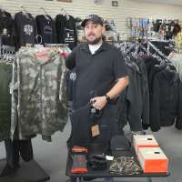 How to Stay Warm During Winter Fishing