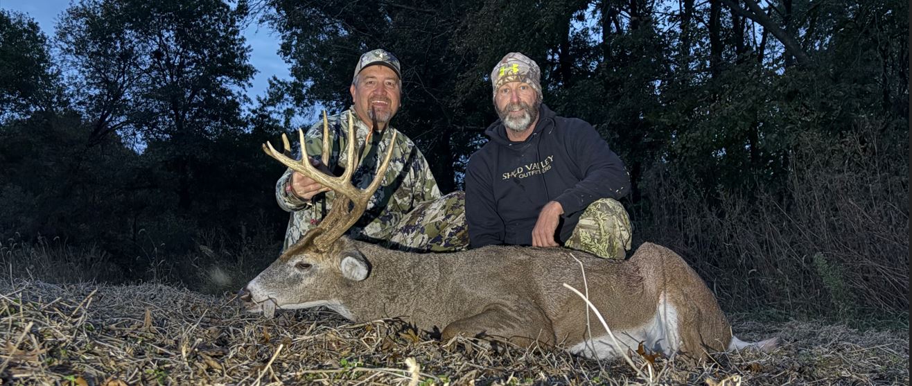 Adam Eakle's Quest for an Archery Buck | Missouri Whitetail Bow Hunt