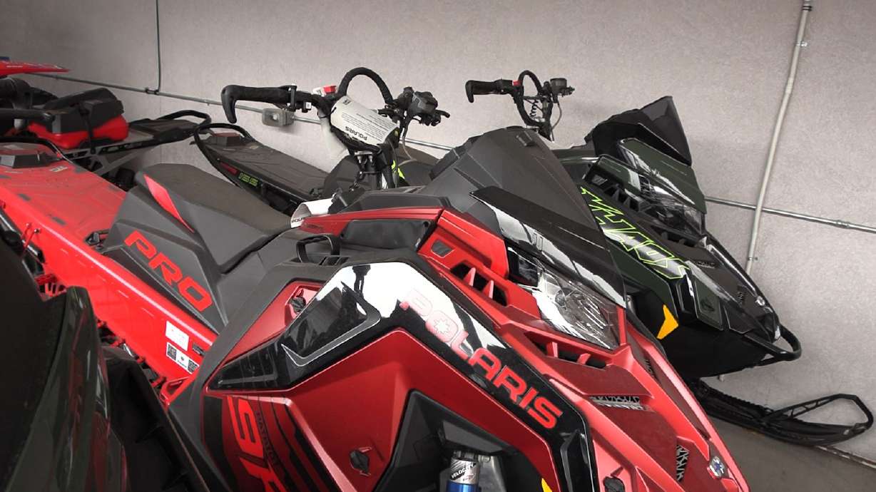 Snowmobiles on Sale at Steadman's Recreation