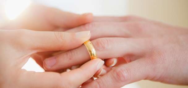 Should've put a ring on it? Maybe! Marriage is linked to lower risk of cancer