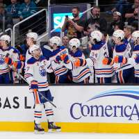 Connor McDavid's hat trick leads the Oilers to a 5-2 win over the Sharks