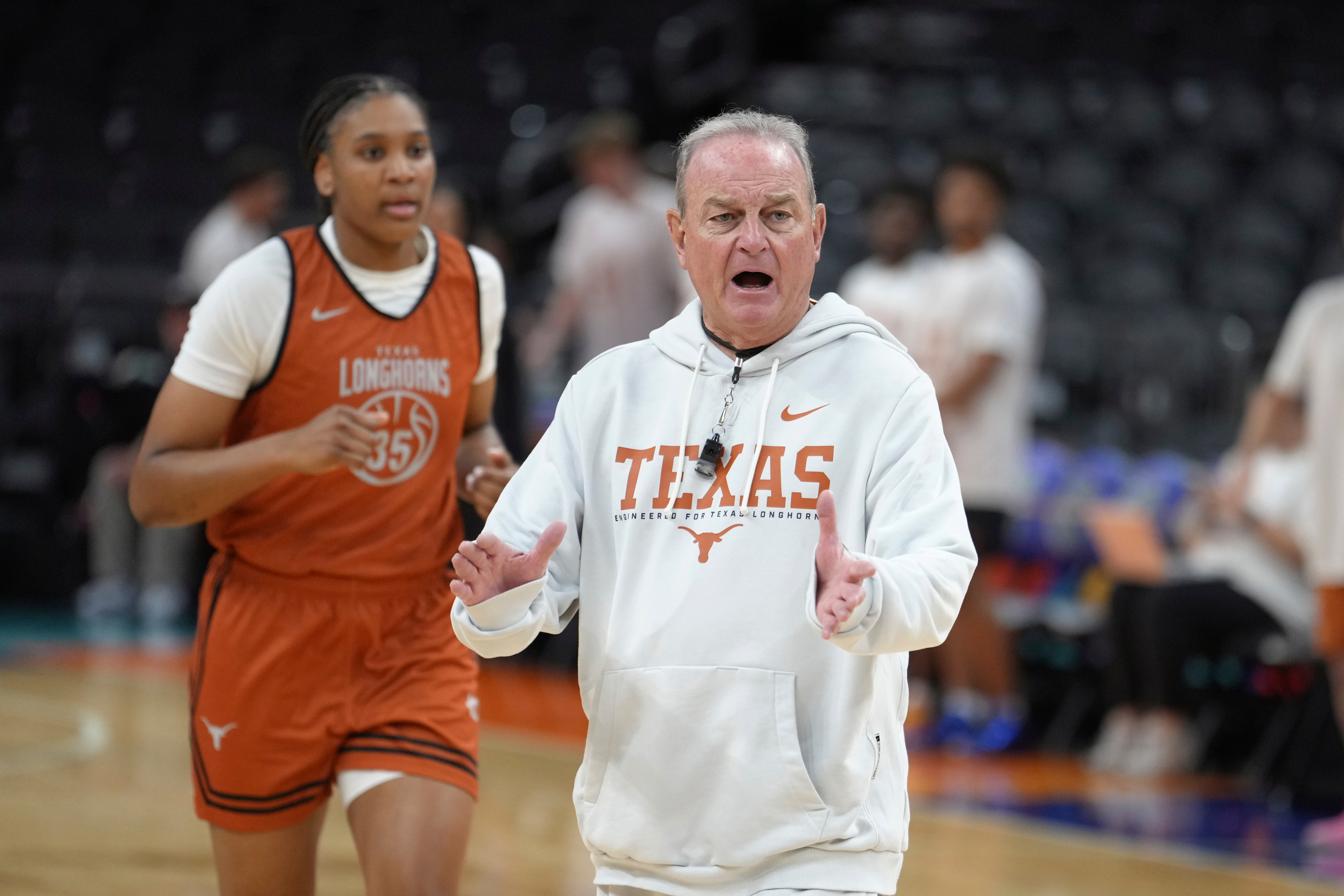 Texas exodus as women's Final Four team sees key players hit transfer portal