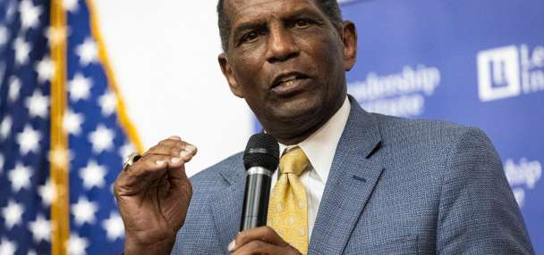 Burgess Owens urges Republicans to vote out Supreme Court justices over redistricting ruling