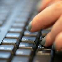 Why some workers are embracing AI while others won't use it, according to a new Gallup poll