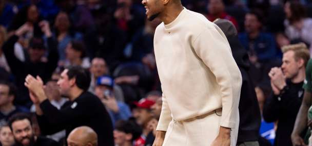 Bucks' disappointing finish leads to an uncertain offseason regarding Giannis Antetokounmpo's future