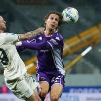 Fiorentina beats Lazio to allay relegation fears in Serie A