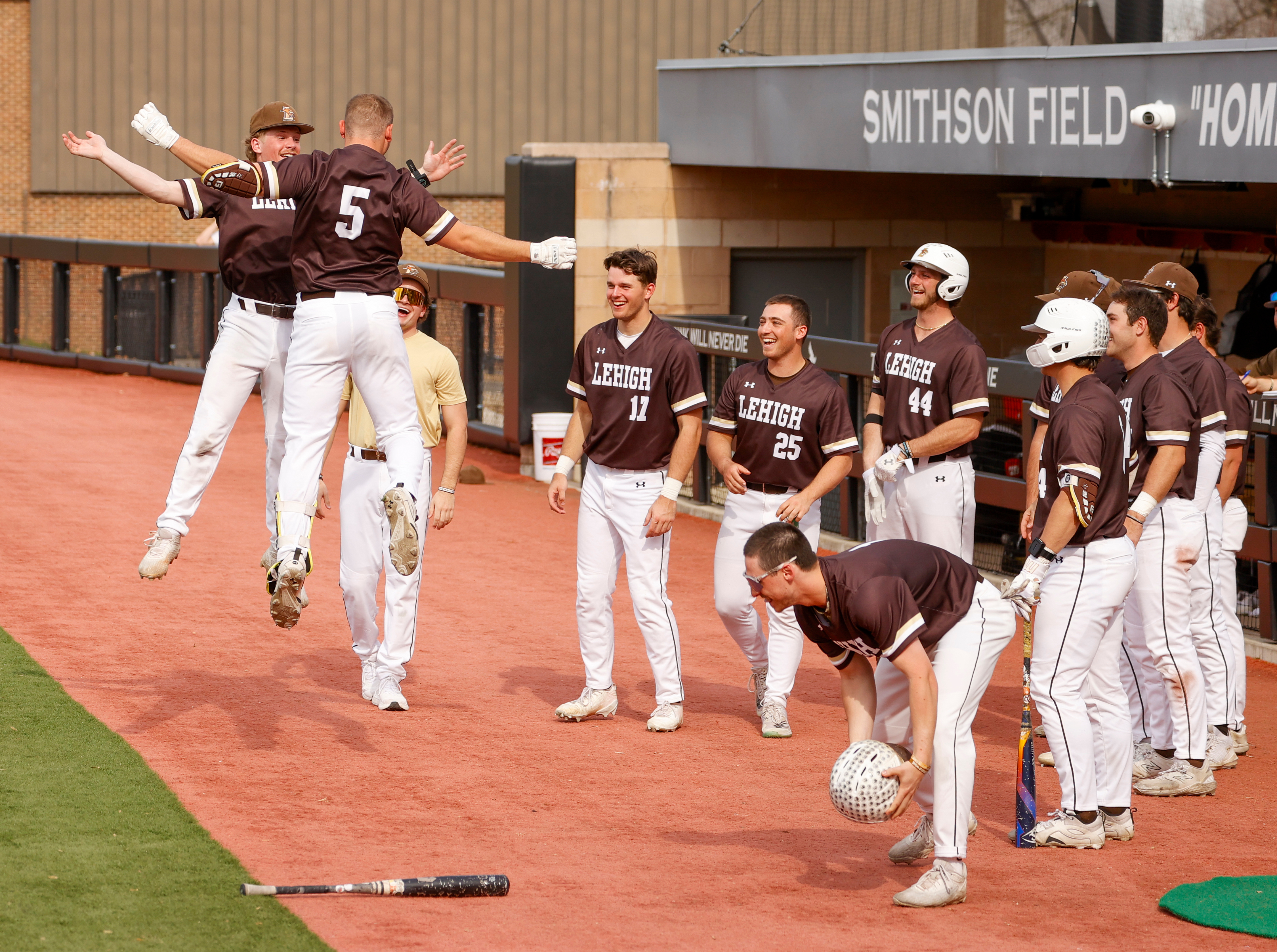 Lehigh sets Division I record with 20 runs in first inning of 38-6 victory over Coppin State