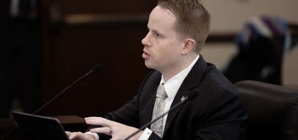 2 businessmen accuse Rep. Trevor Lee of abuse of power, altering checks in past job