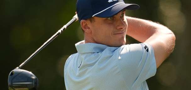 Ludvig Aberg cleans up his game and leads at Hilton Head with a 63