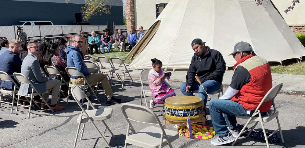 Urban Indian Center officials, backers unveil expanded health care offerings at Murray clinic