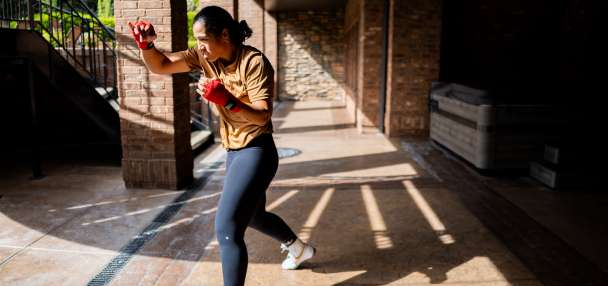 Latter-day Saint boxer repping her faith, family and culture in title fight