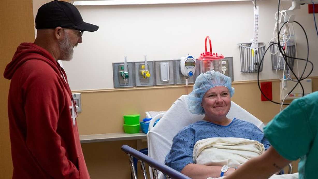 Doctors said living donation can lead to better outcomes and help address a critical shortage.