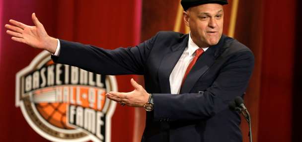 Oscar Schmidt, Basketball Hall of Famer from Brazil, dies at 68