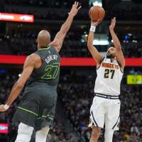 Murray, Jokic lead Nuggets to 116-105 win over Timberwolves in physical opener to 1st-round series