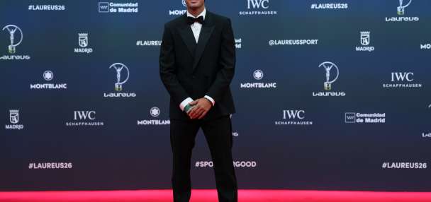 Injured Alcaraz waits on wrist tests as the French Open clock ticks