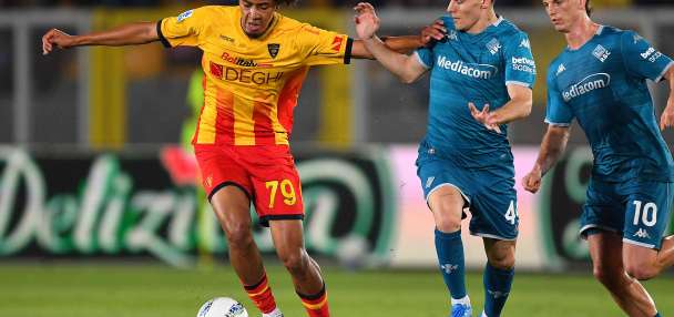 Relegation-threatened Lecce halts losing streak with draw against Fiorentina
