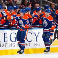 Kapanen's 2nd goal of game with 1:54 remaining lifts Oilers over Ducks 4-3 in playoff opener