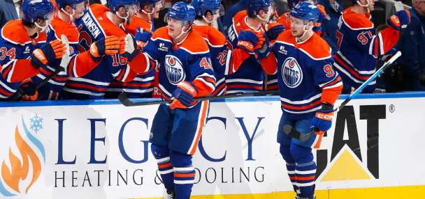 Kapanen's 2nd goal of game with 1:54 remaining lifts Oilers over Ducks 4-3 in playoff opener