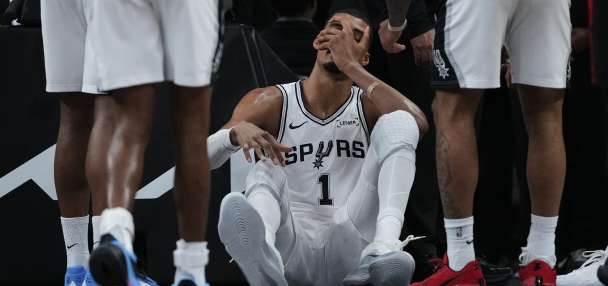 Victor Wembanyama exits after falling face-first to court and enters the NBA's concussion protocol