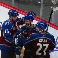 Nicolas Roy scores on rebound 7:44 into OT, Avs rally for 2-1 win over Kings to take 2-0 series lead
