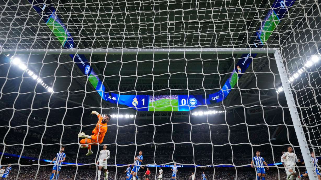 Alaves' goalkeeper Antonio Siverawatches ball go out of bounds during a La Liga soccer match between Real Madrid and Alaves in Madrid, Spain, Tuesday, April 21, 2026.