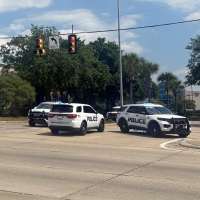 Exchange of gunfire inside Mall of Louisiana leaves 1 person dead and 5 wounded