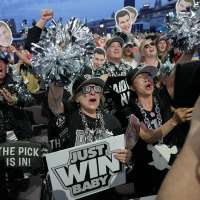 Raiders select quarterback Fernando Mendoza with the first pick in the NFL draft