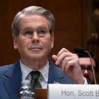 US imposes sanctions on a China-based oil refinery and 40 shippers over Iranian oil