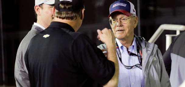 Top Racing story anchor