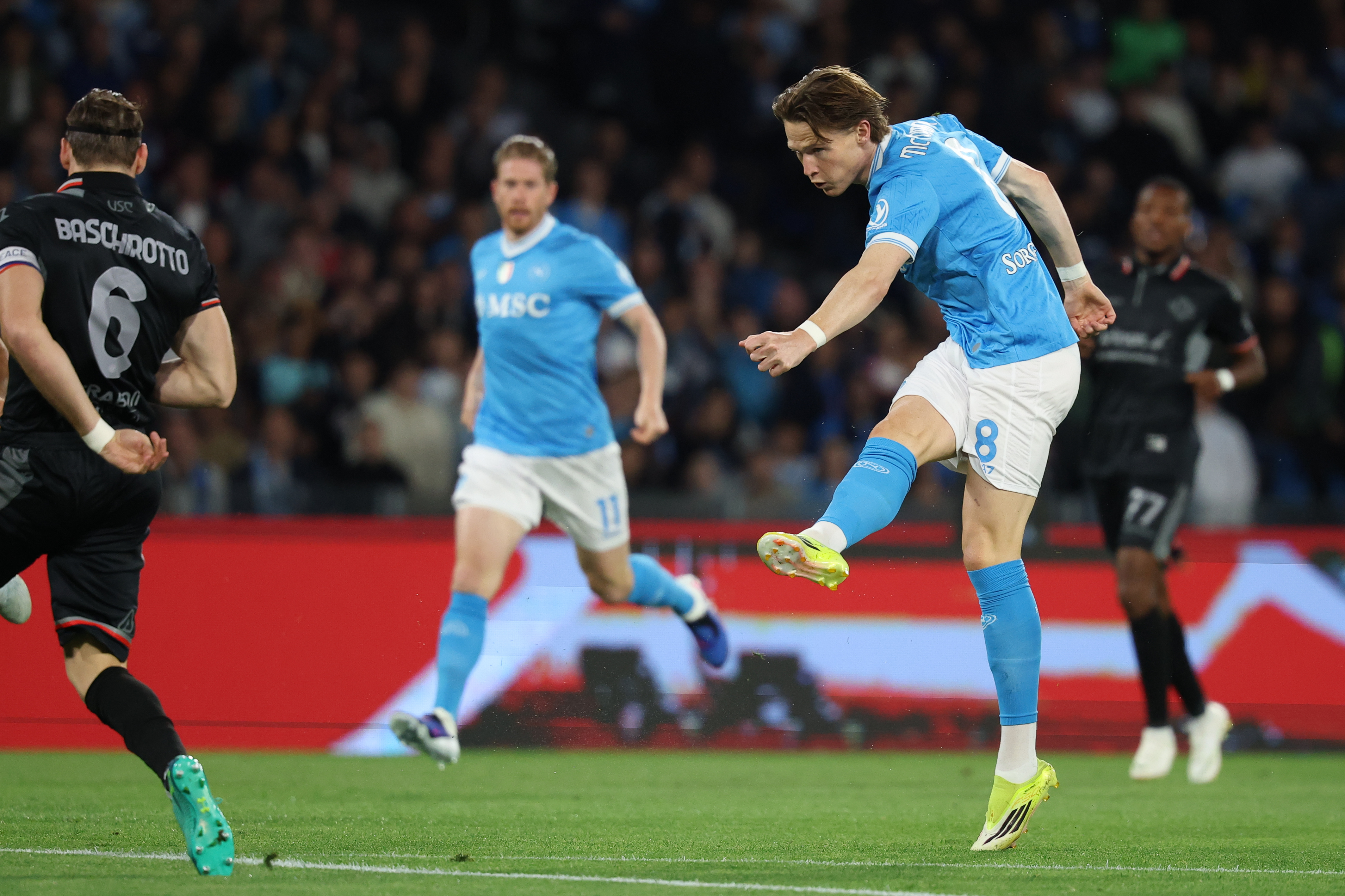 Cremonese falls into Serie A relegation zone after drubbing at Napoli