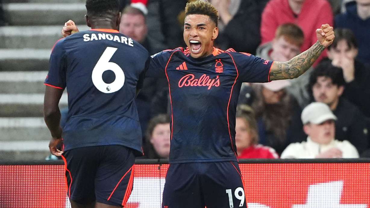 Nottingham Forest's Igor Jesus, right, celebrates scoring their fourth goal of the game with teammate Ibrahim Sangare during the Premier League soccer match between Sunderland and Nottingham Forest, Friday, April 24, 2026, in Sunderland, England.